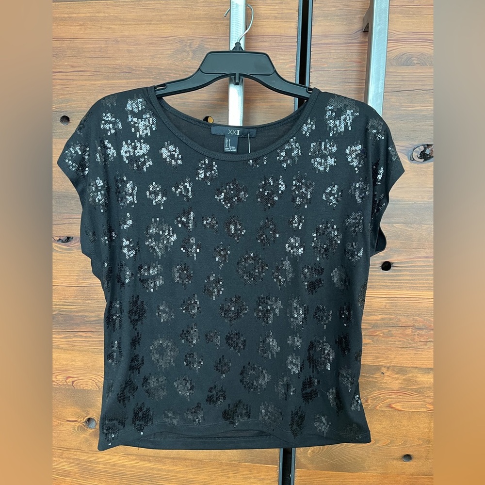 Forever 21 Black Sequin Animal Pattern Blouse NWT Size S